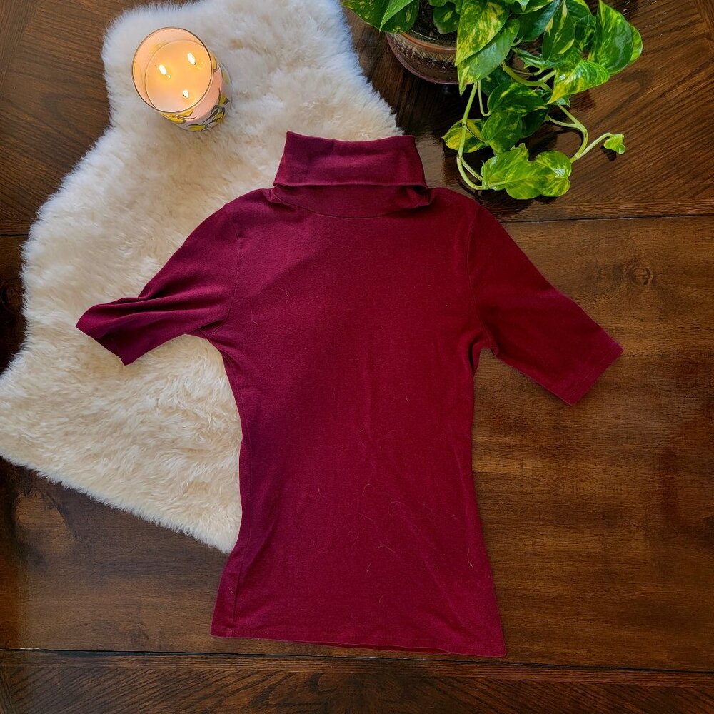Burgundy Fitted Short Sleeve Turtleneck